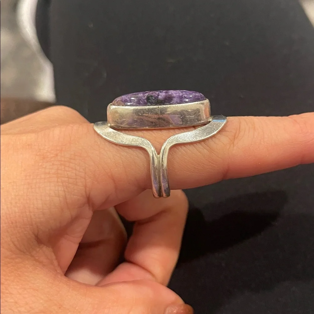 Elegant Purple Charoite Silver Ring - Picture 2 of 3